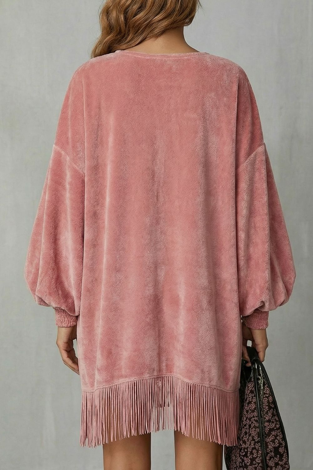 Bellurie – Mini-jurk met Volumineuze Mouwen en Franje